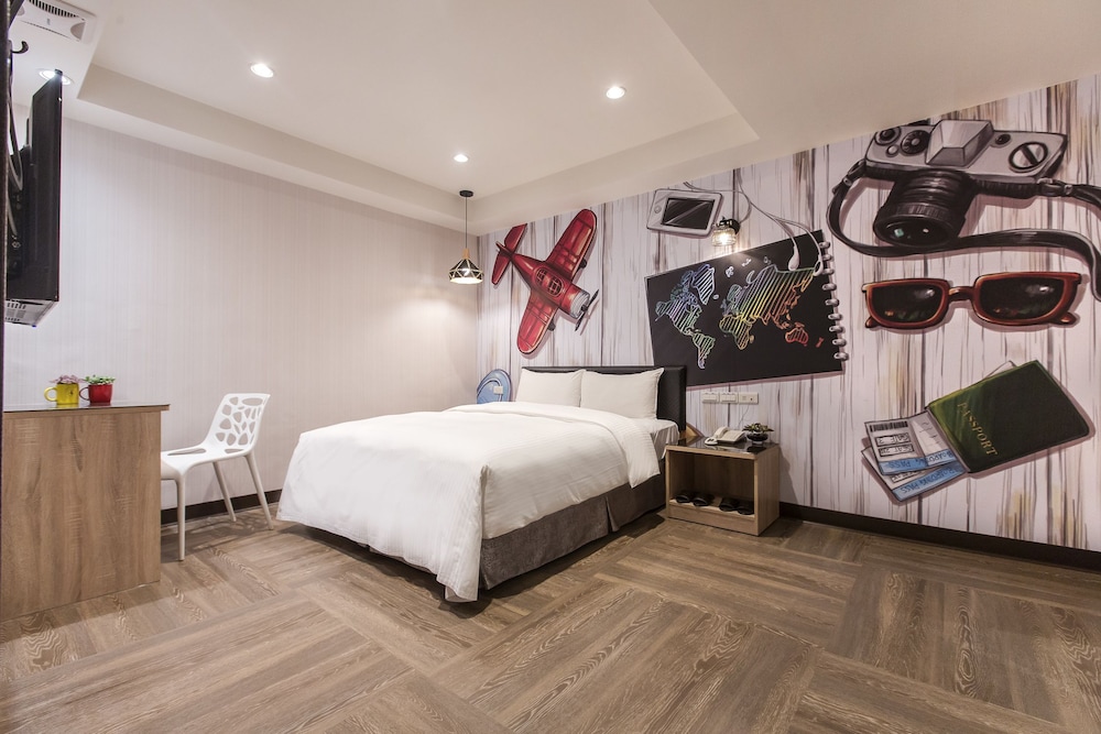 the young hotel taoyuan