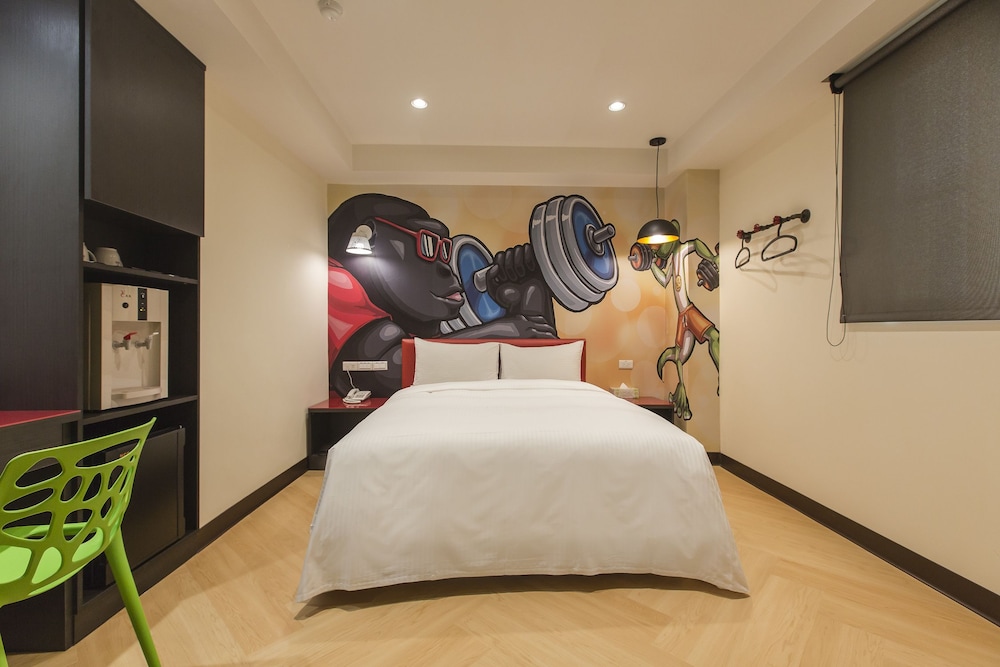 the young hotel taoyuan