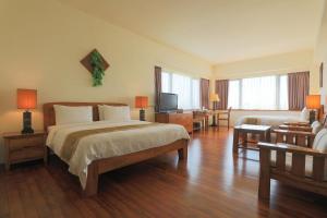 Yentai Hotel,Huxi>>Erkan Historic Village,4 star