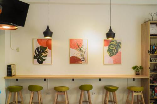 on my way taitung hostel backpacker