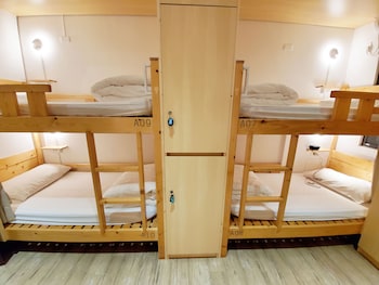 on my way taitung hostel backpacker