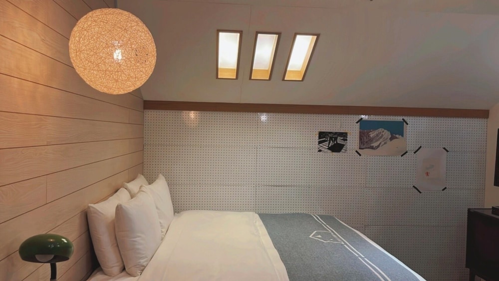 chill roof