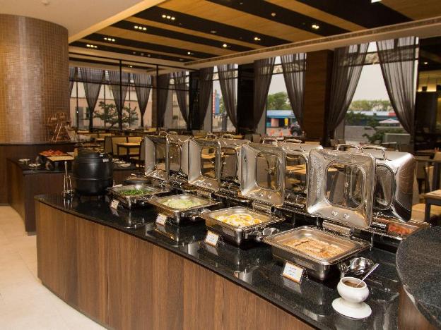 hoya resort hotel kaohsiung