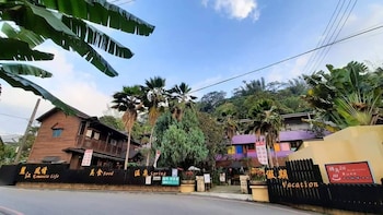 no 26 corner villa resort