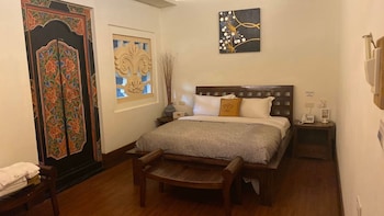 no 26 corner villa resort