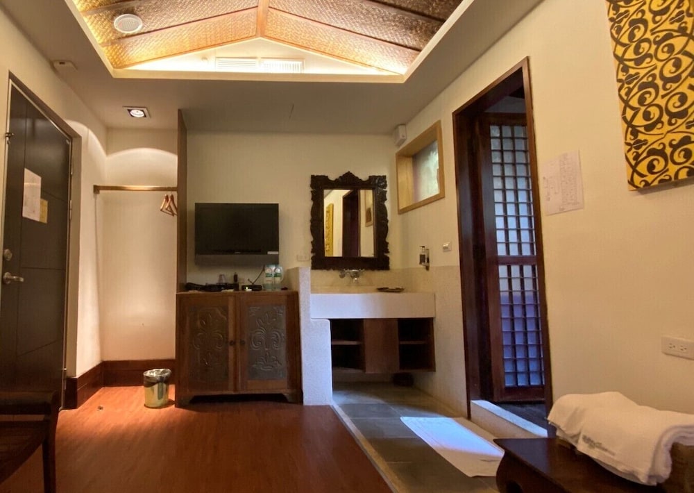no 26 corner villa resort