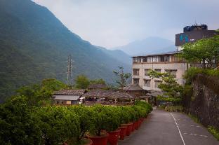 Wulai Sunglyu Spring Resort,New Taipei>>Luzhou,4 star