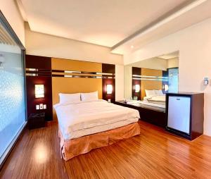 wulai sunglyu spring resort