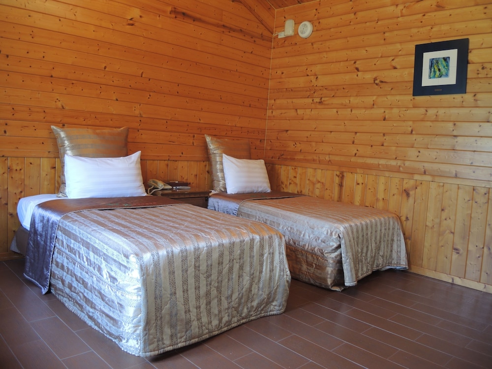the deer resort