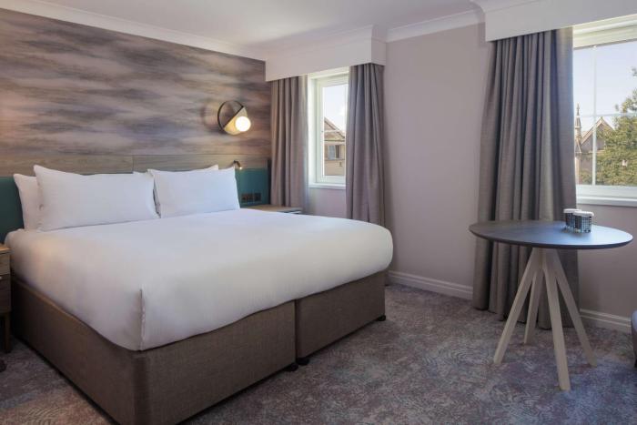 doubletree by hilton bath