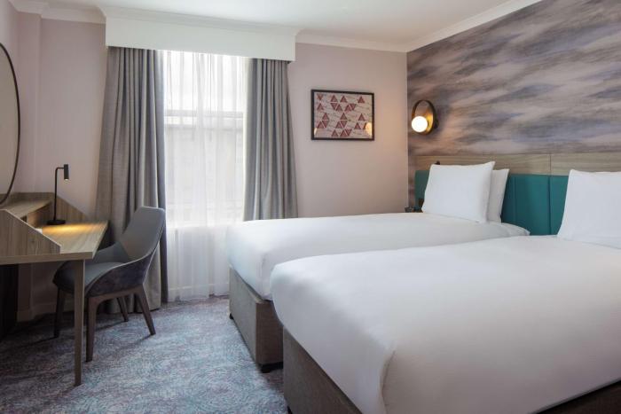 doubletree by hilton bath