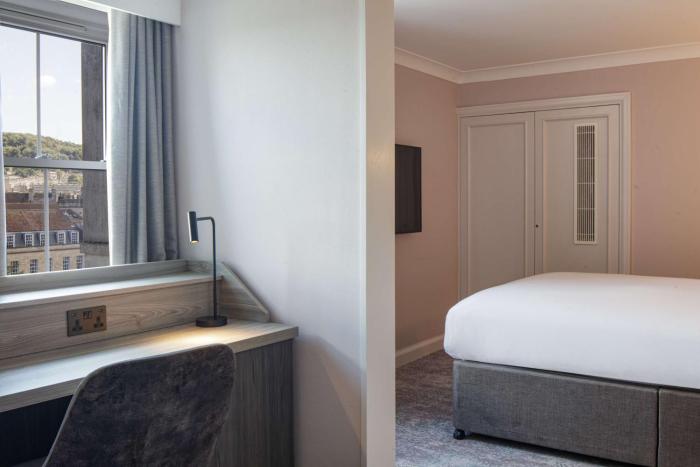 doubletree by hilton bath