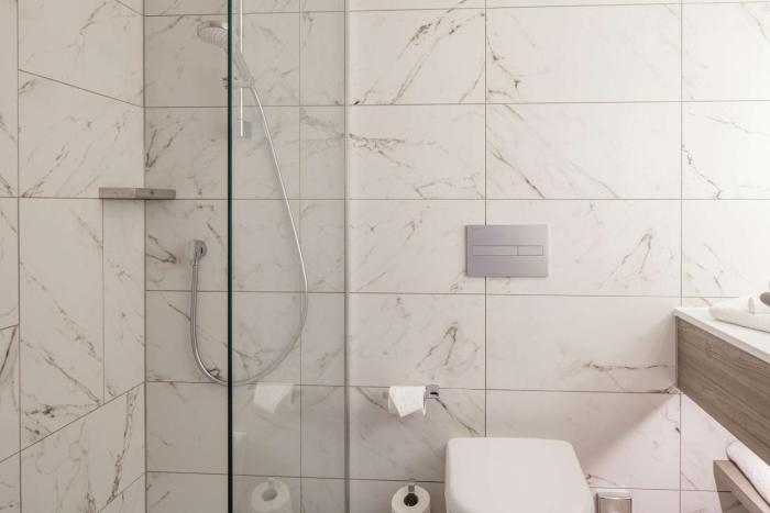 doubletree by hilton bath