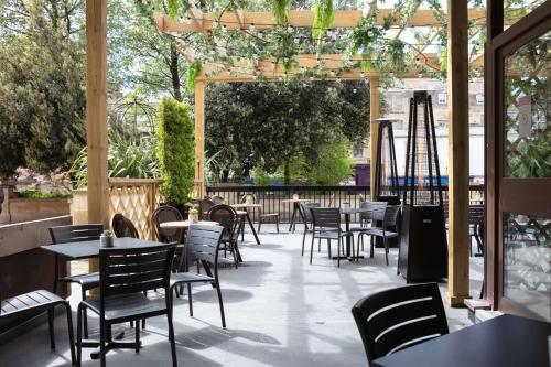doubletree by hilton bath