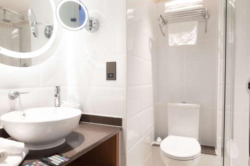 doubletree by hilton bath