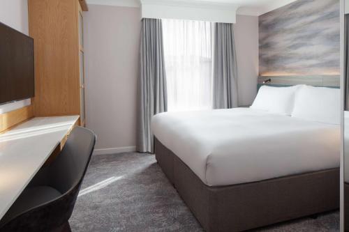 doubletree by hilton bath