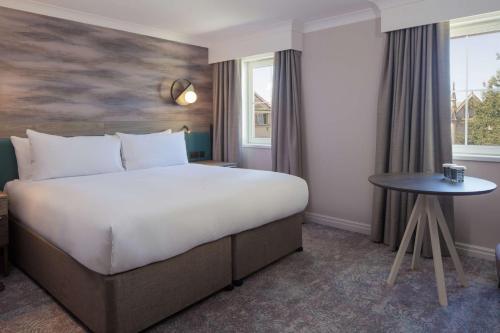 doubletree by hilton bath