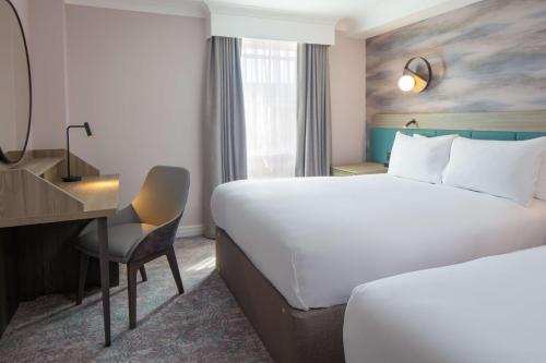 doubletree by hilton bath