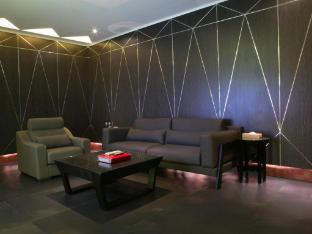 all ur boutique motel hua lian branch