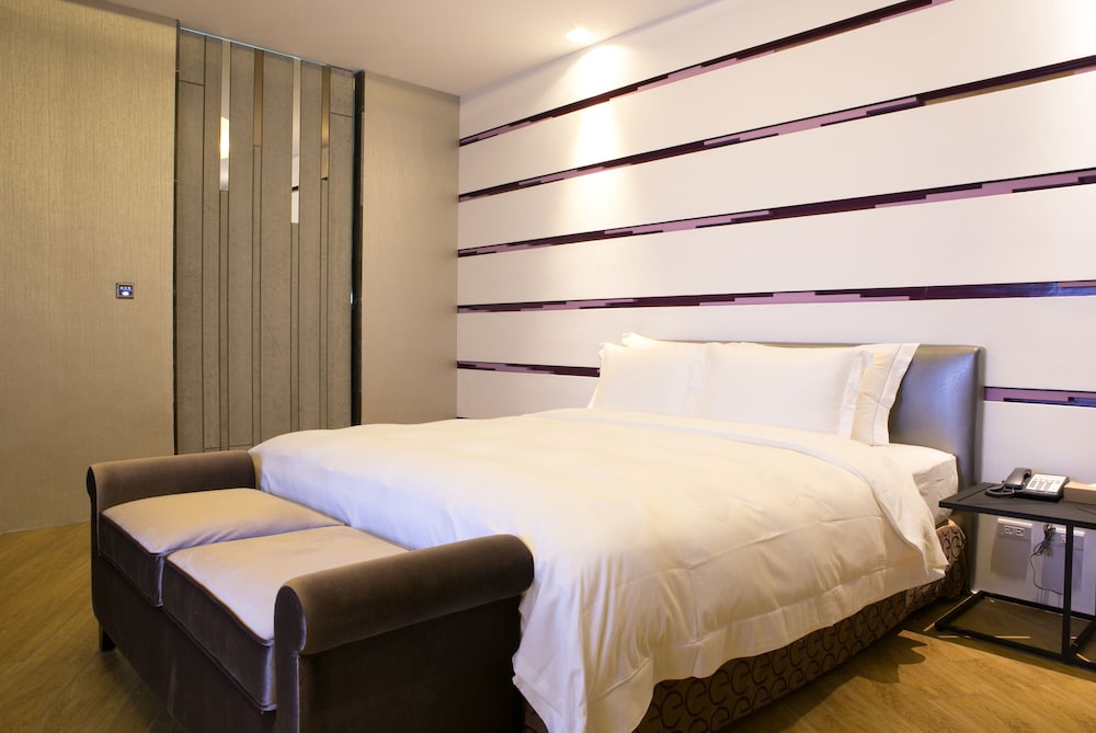 all ur boutique motel hua lian branch