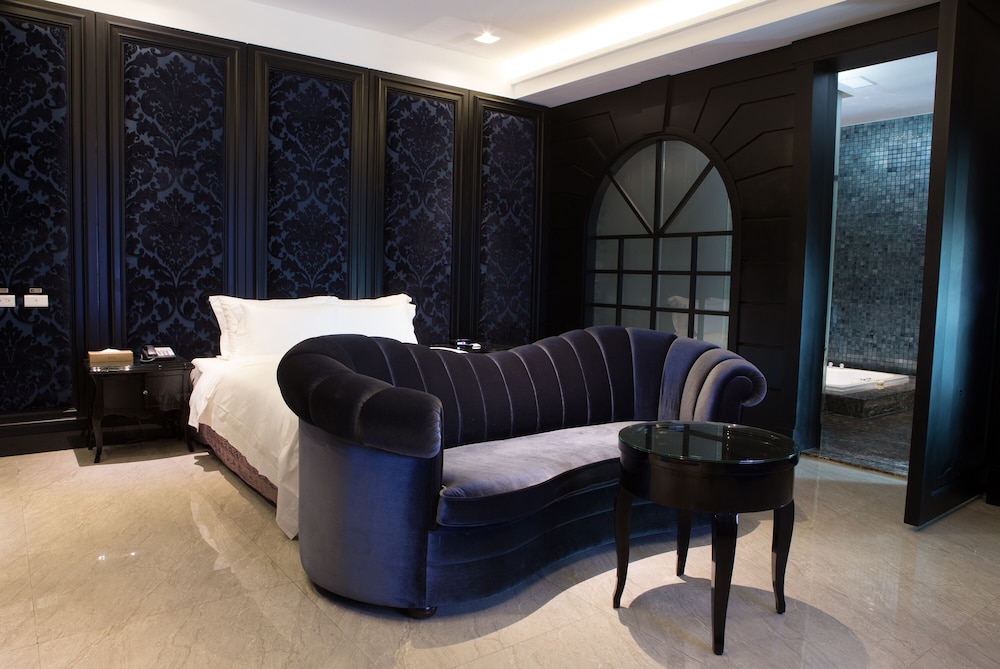 all ur boutique motel hua lian branch