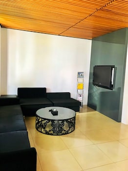 ohya chain boutique motel yongkang