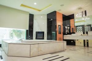 ohya chain boutique motel xinying
