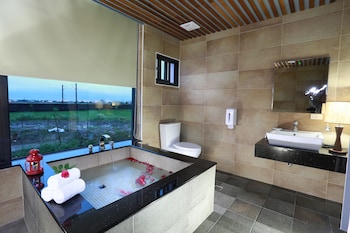 artisan hostel