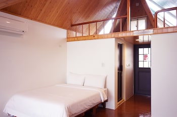 artisan hostel