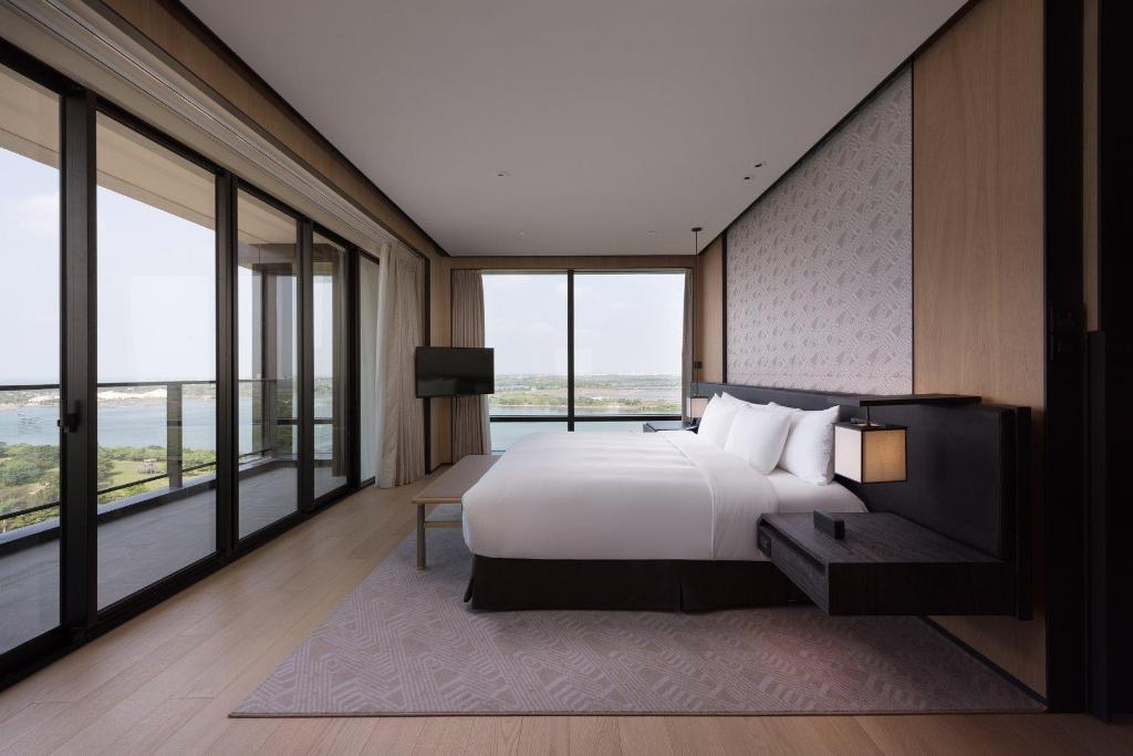 crowne plaza tainan by ihg