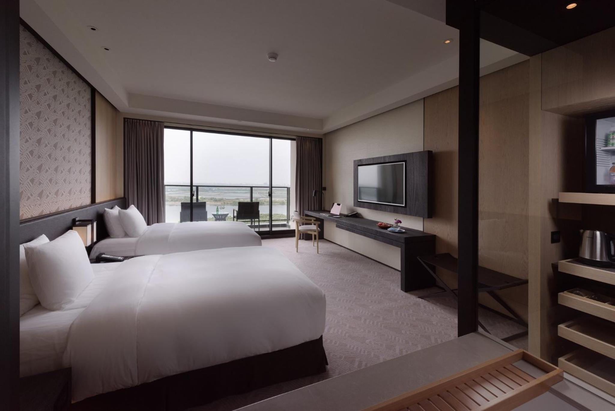 crowne plaza tainan by ihg