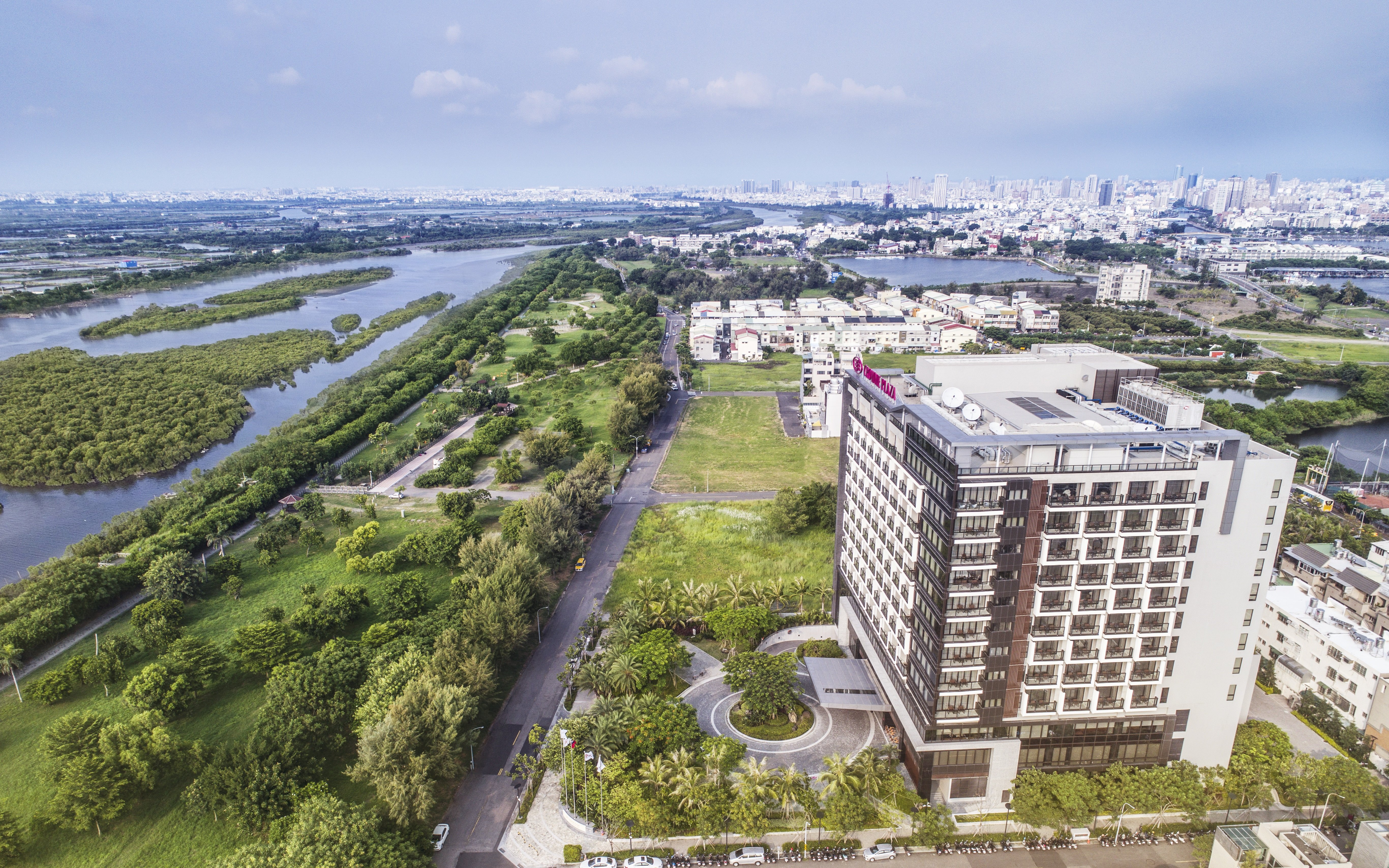 crowne plaza tainan by ihg