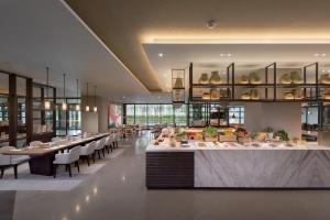 crowne plaza tainan by ihg