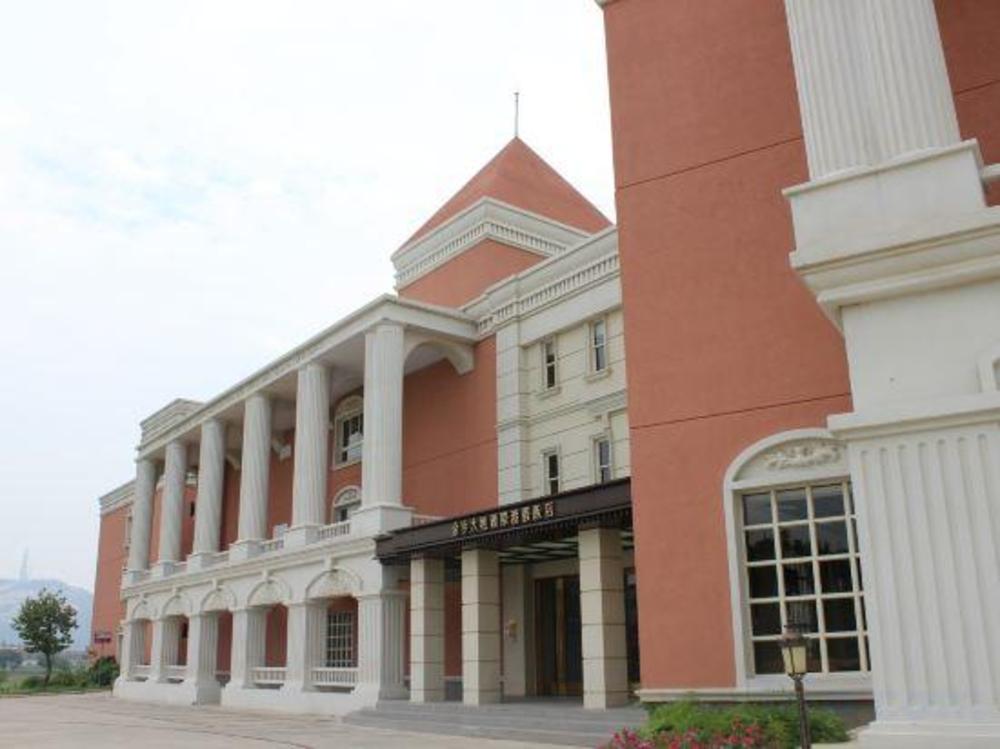 the treasure land resort hotel