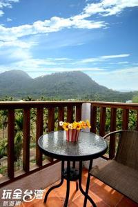 nunu haus guest house