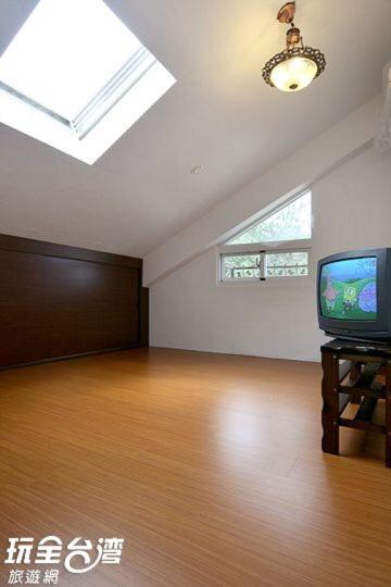 nunu haus guest house