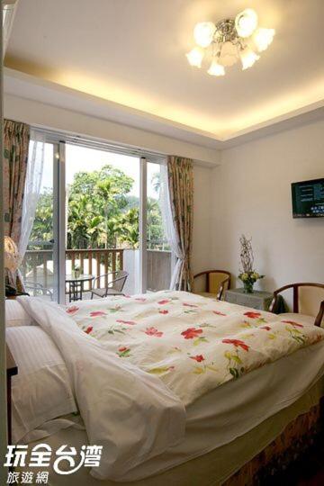 nunu haus guest house
