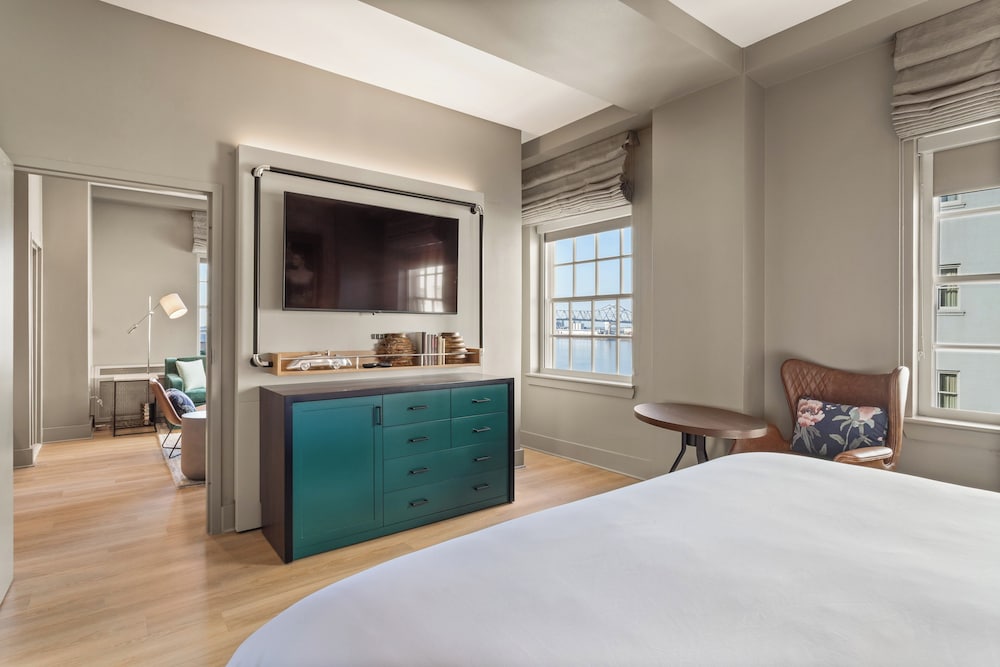 hotel indigo baton rouge downtown by ihg