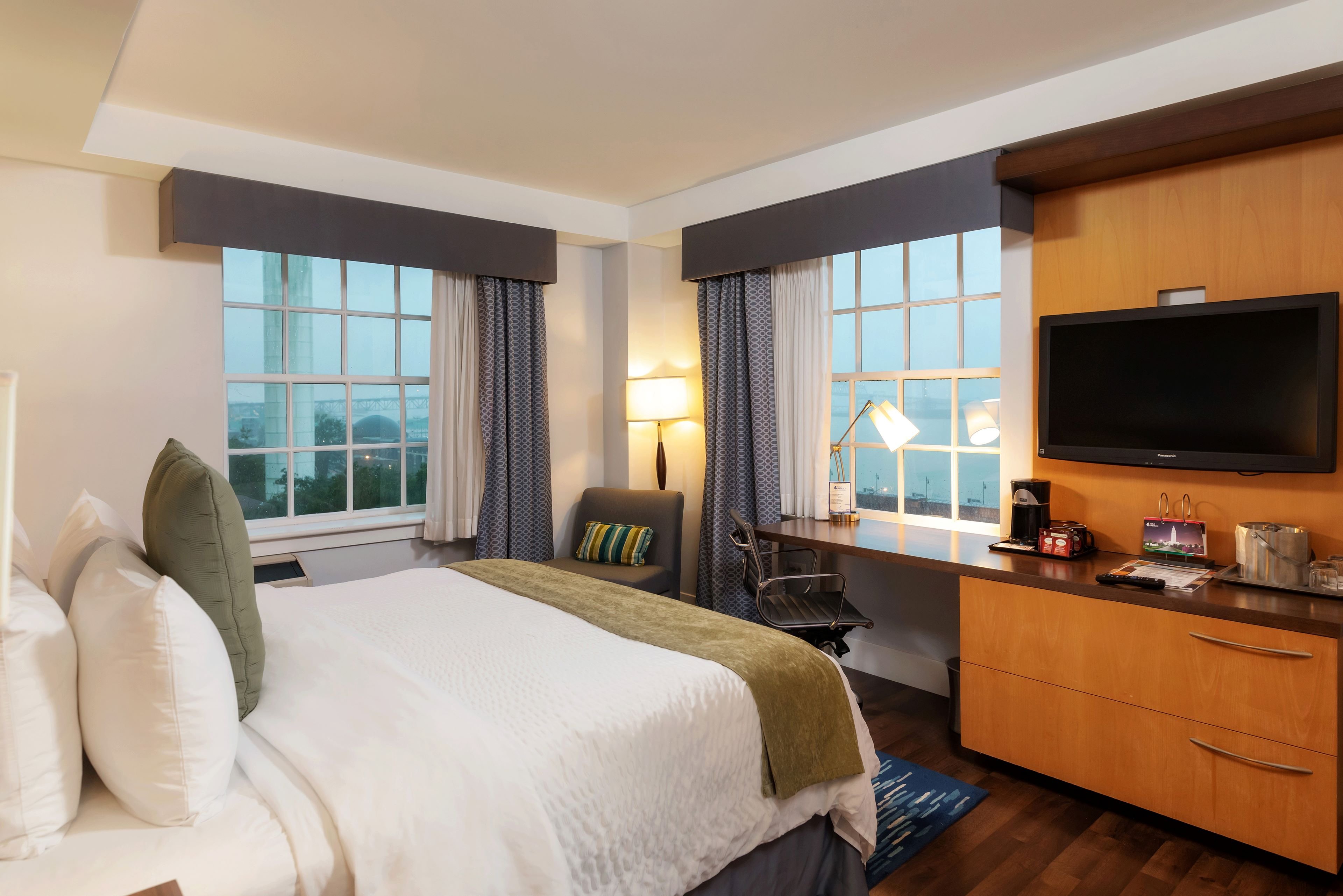 hotel indigo baton rouge downtown by ihg