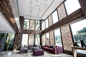 imperial dynasty exquisite hotel