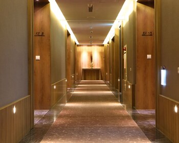 imperial dynasty exquisite hotel