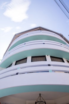 live in the happiness