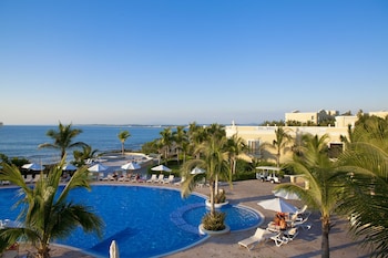 pueblo bonito emerald luxury villas and spa all inclusive