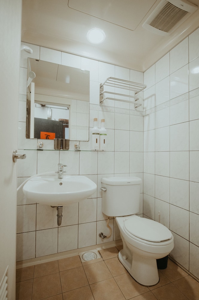 live guest house