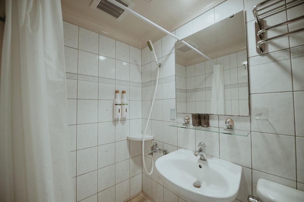 live guest house