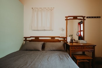 live guest house