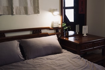 live guest house