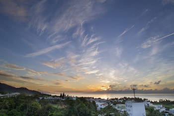 sunrise hotel and resort taimali