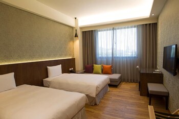 sunrise hotel and resort taimali