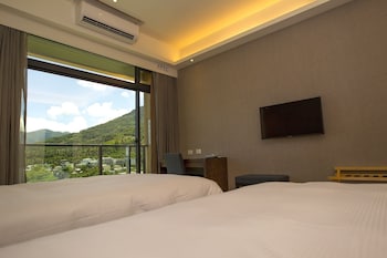 sunrise hotel and resort taimali